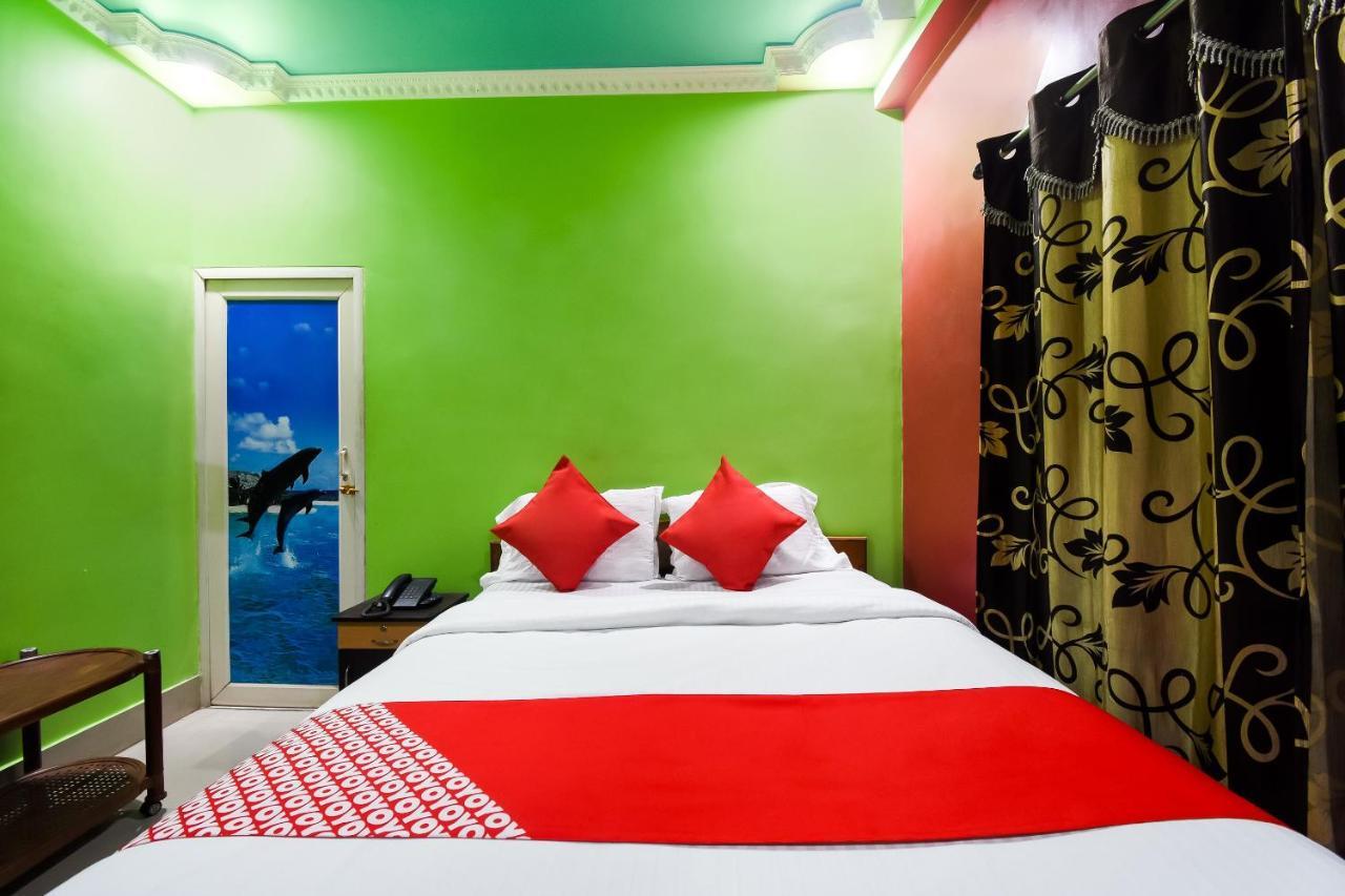 Oyo 44160 Hotel Sahana Jangipur Ngoại thất bức ảnh